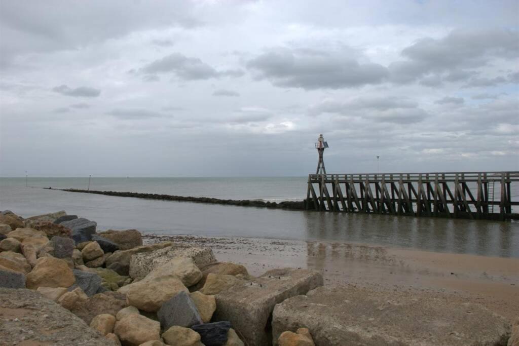 Vue Panoramique Appartement Courseulles-sur-Mer Buitenkant foto